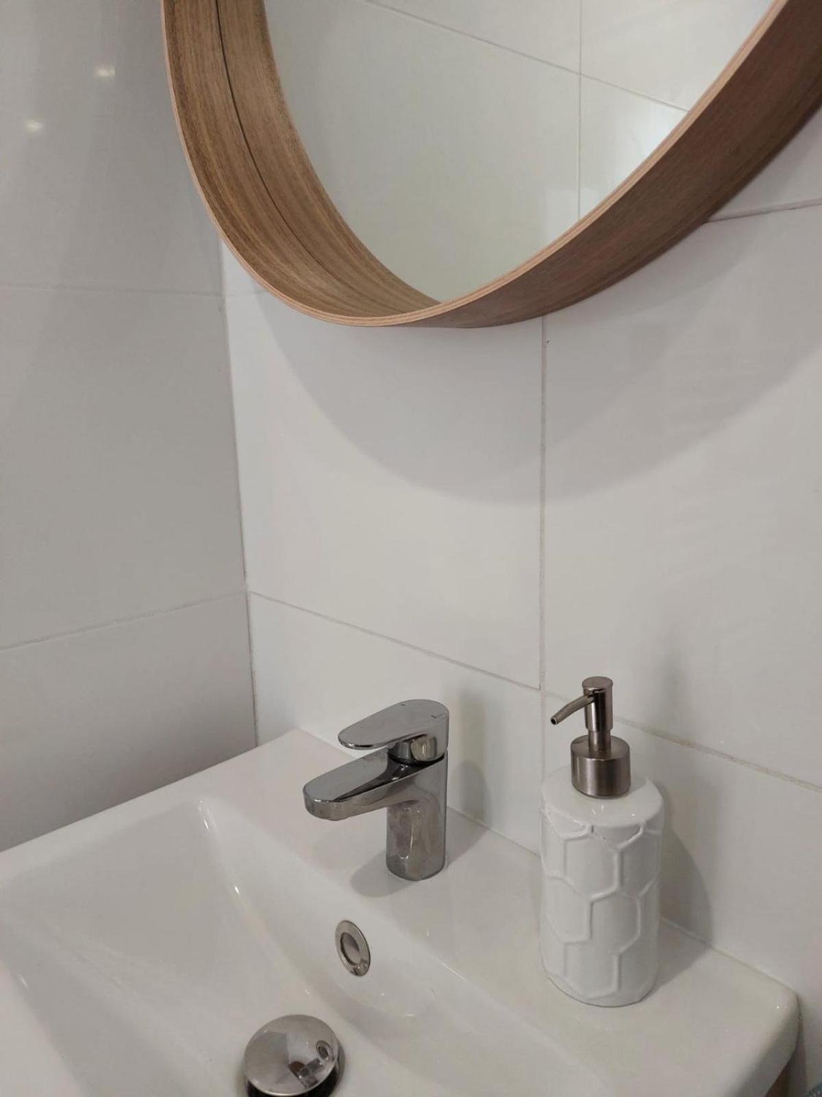 Charme, Originalite, -1 Minute Metro Apartment เมซง-อัลฟอร์ ภายนอก รูปภาพ